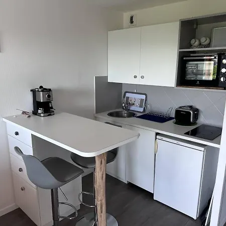 Studio Avec Piscine Et Vue Mer - Fr-1-768-12 Lejlighed