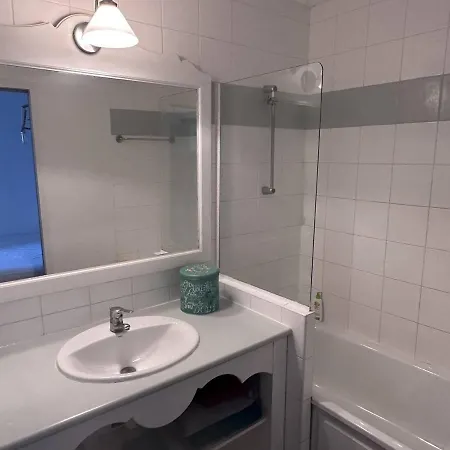 Studio Avec Piscine Et Vue Mer - Fr-1-768-12 Les Issambres